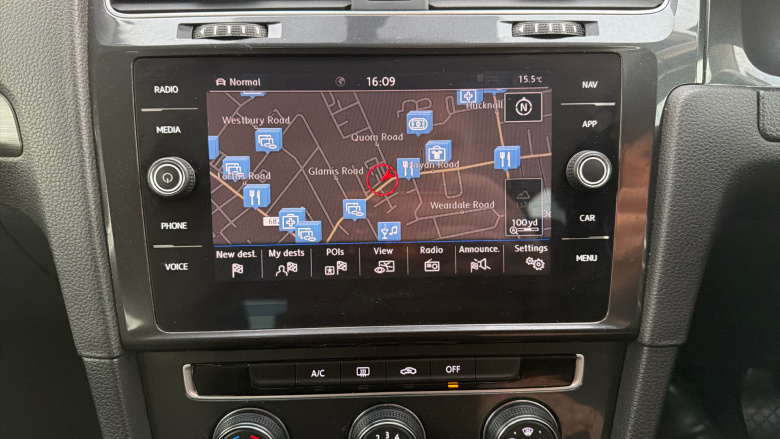 Volkswagen Golf 1.6 TDI SE [Nav] 5dr Diesel Hatchback